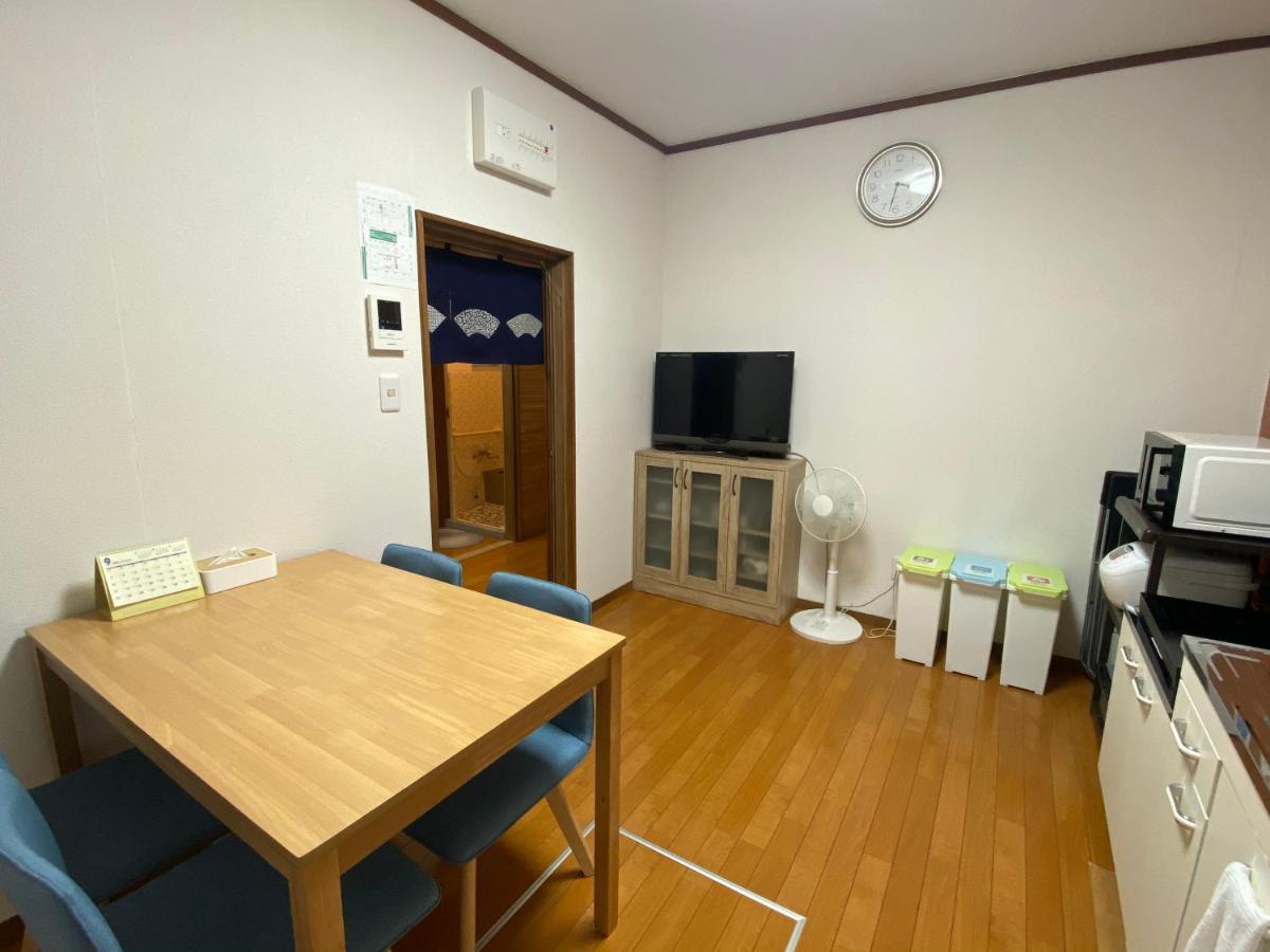 Kix House Waraku III 和楽三号館 Hotel Изуми-Сано Екстериор снимка