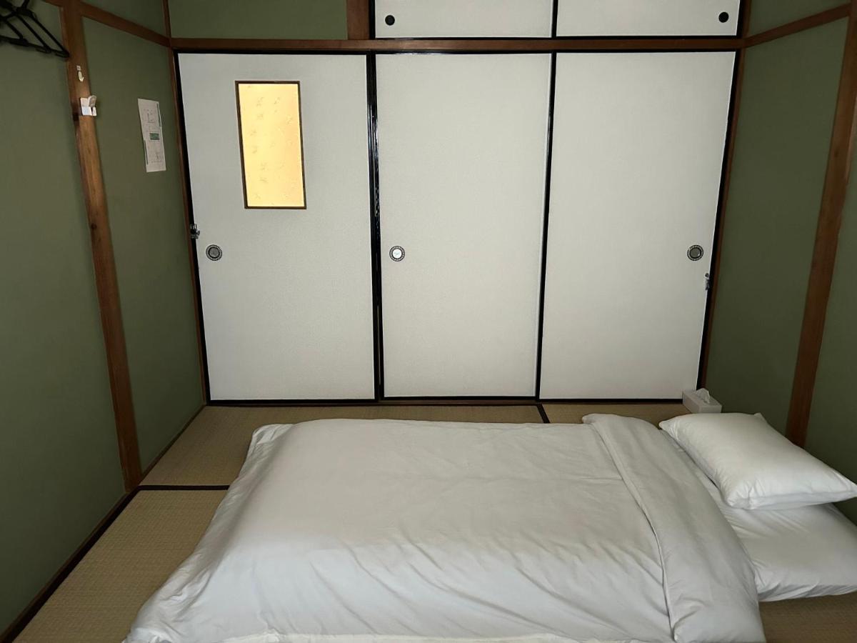 Kix House Waraku III 和楽三号館 Hotel Изуми-Сано Екстериор снимка