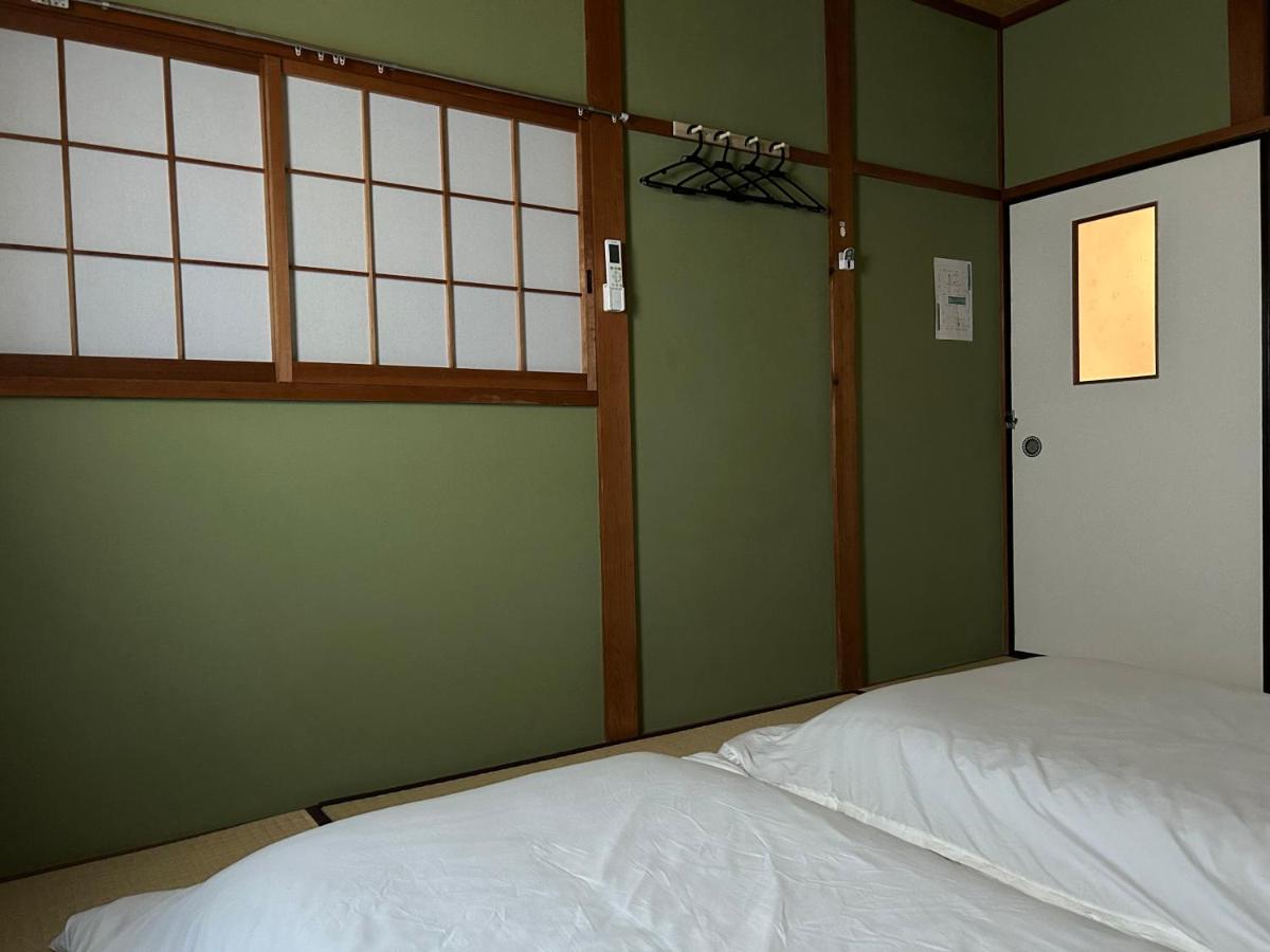 Kix House Waraku III 和楽三号館 Hotel Изуми-Сано Екстериор снимка