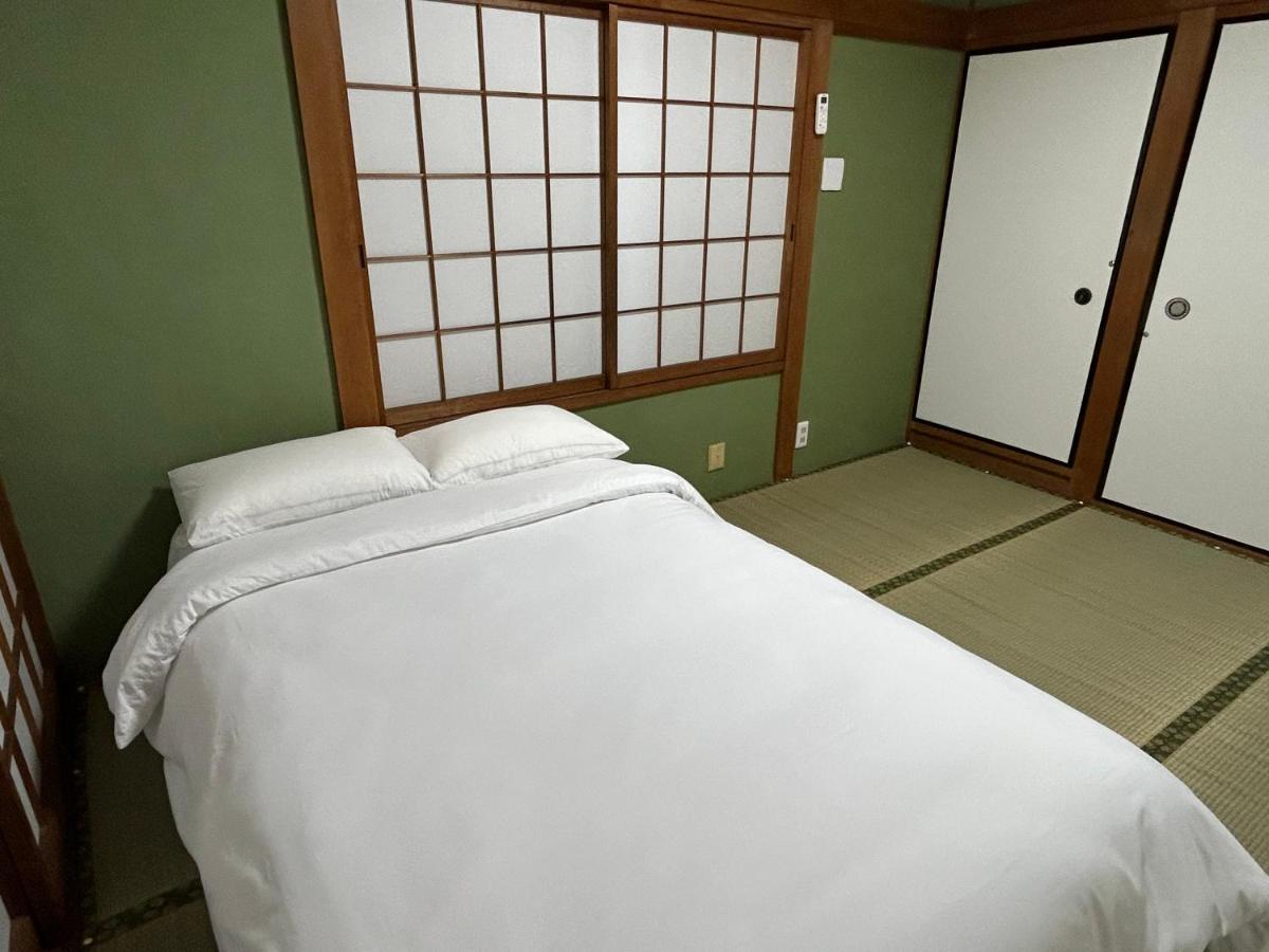 Kix House Waraku III 和楽三号館 Hotel Изуми-Сано Екстериор снимка