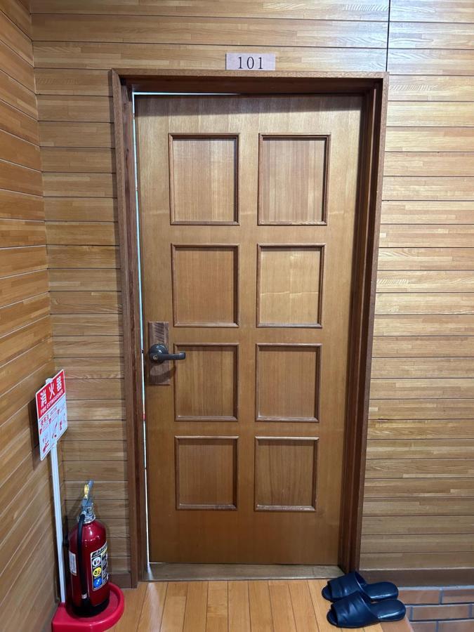 Kix House Waraku III 和楽三号館 Hotel Изуми-Сано Екстериор снимка