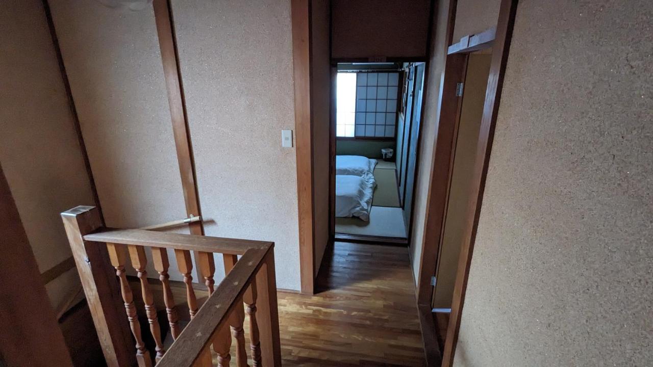 Kix House Waraku III 和楽三号館 Hotel Изуми-Сано Екстериор снимка